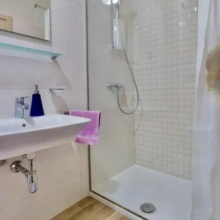 ира-заика премиум Apartment Podgorica