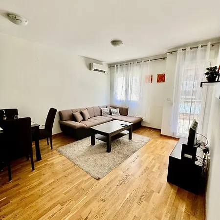 ира-заика премиум Apartment