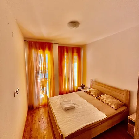 ира-заика премиум Apartment Podgorica